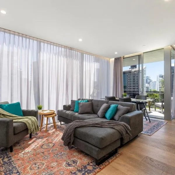 Lux Style Spacious 1 Bed Apt, Pool , Parking，位于布里斯班的酒店