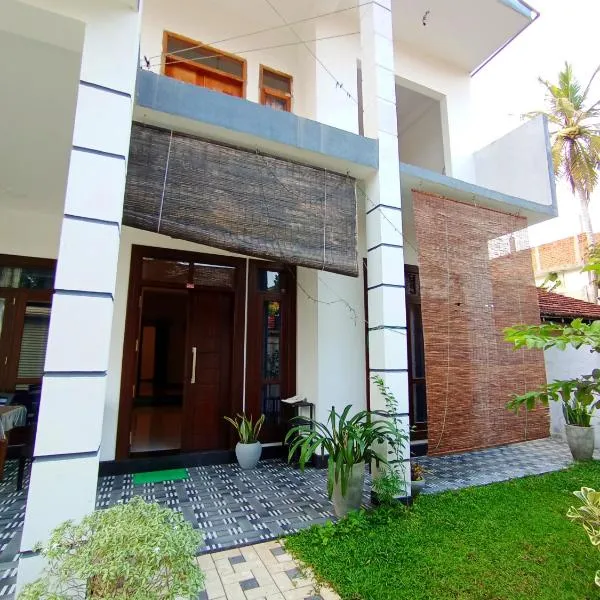 Vinu Home Stay, Hotel in Mirissa