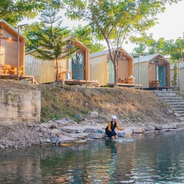 Season camp cha-om, hotel in Kaeng Khoi