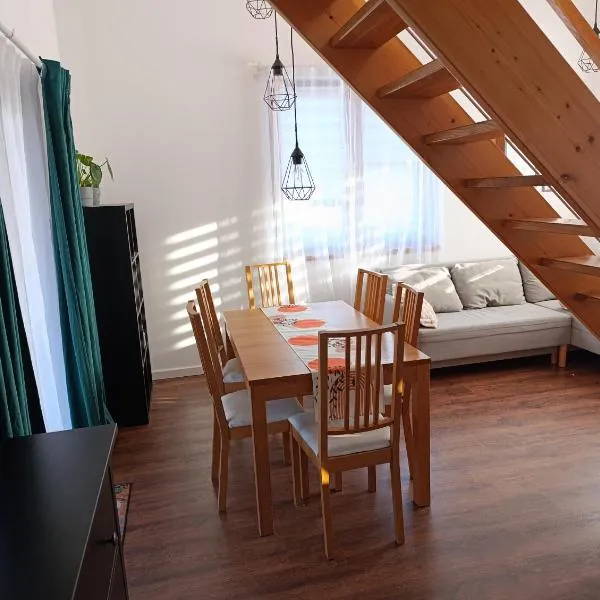 Bukszpanowa Alejka domek całoroczny, okolica Ojcowski Park Narodowy, hotel v destinaci Milonki