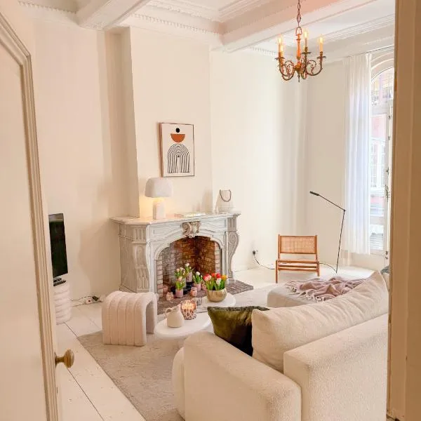 Mansion RL with Unique Decoration, hotel in Antwerp