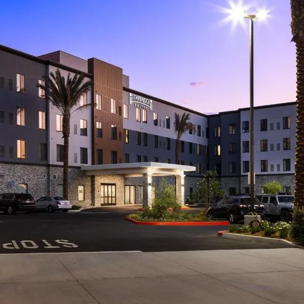 Staybridge Suites Eastvale - Norco by IHG, ξενοδοχείο σε Eastvale