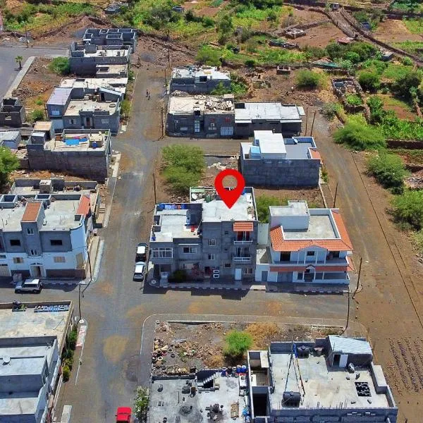 Casa Magui de Reis, hotel in Tarrafal