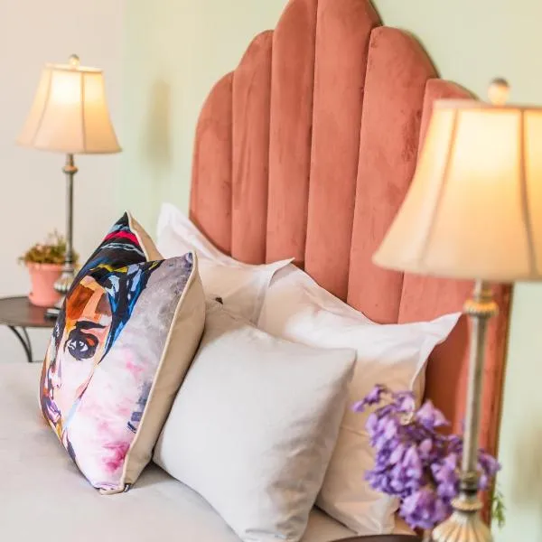 Luxury suite near Church Street, hotel in Stellenbosch