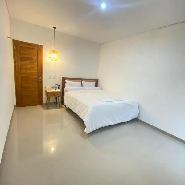 Home Stay Room In Bali Near Sanur Beach, hotel in Sanur