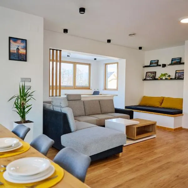 Chili apartment, hotel in Žabnica
