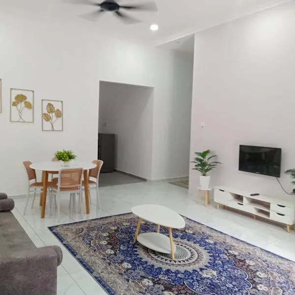 Homestay KampungKU, hotel en Muar