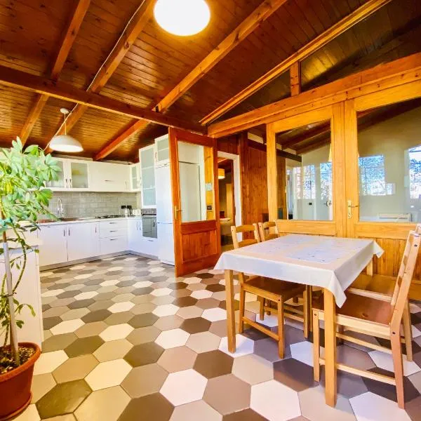 Tirana Experience, Authentic Stays in the Heart of Old Tirana, ξενοδοχείο στα Τίρανα