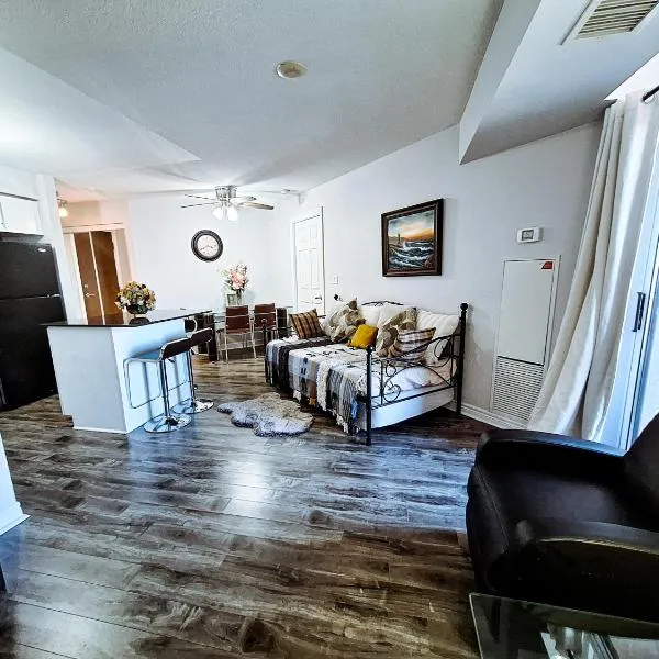 Luxury 2 bedroom Condo With Swimming Pool Near Square One, hôtel à Mississauga