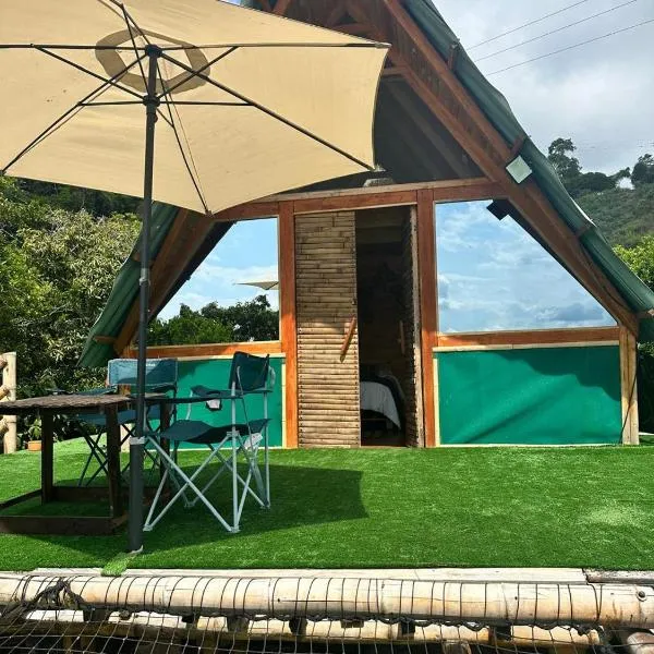 JUNGLAMP-Conexión con la naturaleza, ξενοδοχείο σε La Mesa