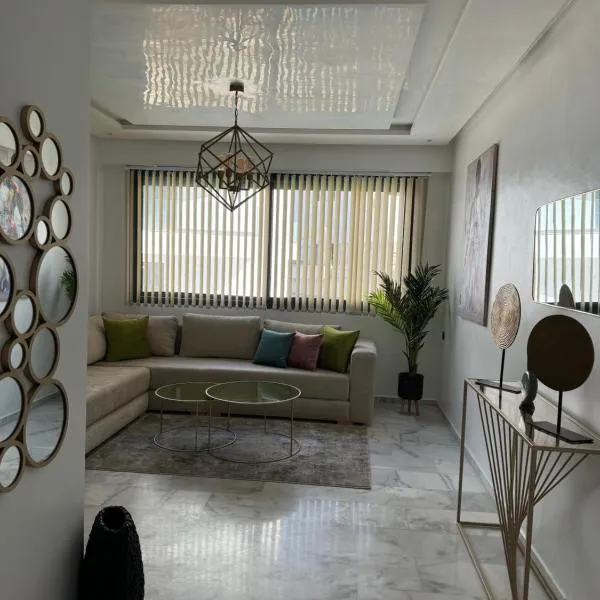 Prestige stay with swimming pool, hotel en Agadir