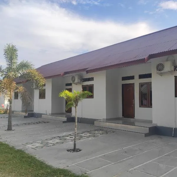 Syariah Ampana Guest House, hôtel à Dondo