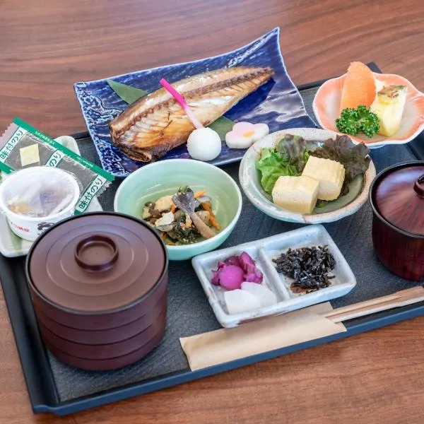 Business Hotel Awaikeda Eleven 2, hotel in Miyoshi