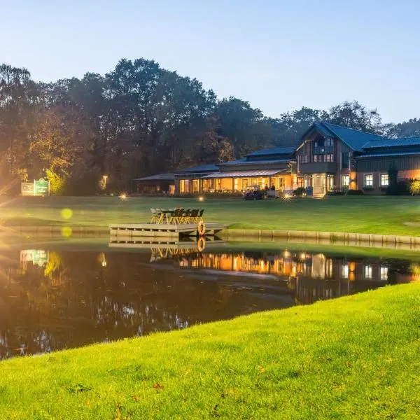 Golfhotel Gut Apeldör, hotel in Hennstedt