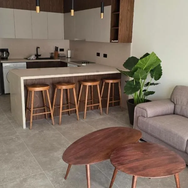 Dahan Sirena lighthouse Luxury Apartment, hotel v destinaci Paphos