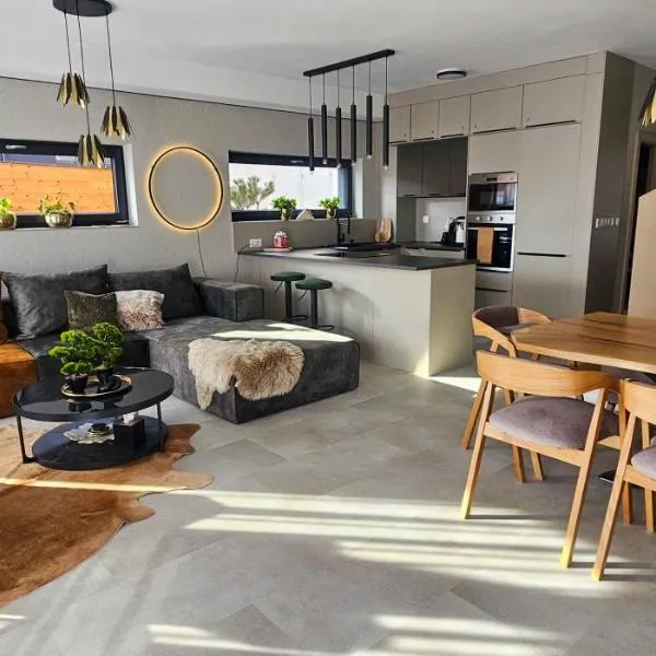 Apartmanica Chalet 5A, private wellness, garage, Donovaly center, hotell Donovalys