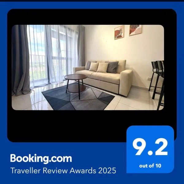 Sky Trees Bukit Indah netflix and wifi, hotel in Johor Bahru