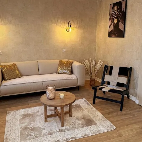 Maison cosy à Moyvillers classée de tourisme 3 étoiles, Hotel in Moyvillers