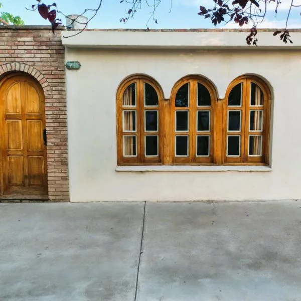 El Gorrión, hotel en La Consulta