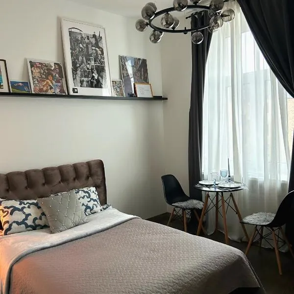 Bonnie & Clyde's hideout, hotel in Riga