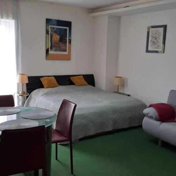 Central City 2 Apartman, hotel v destinaci Debrecín