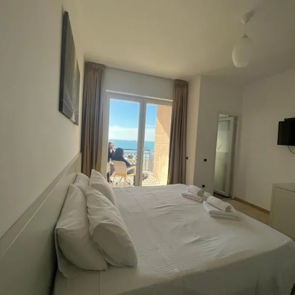 Hotel Brilant, hotel di Shengjin