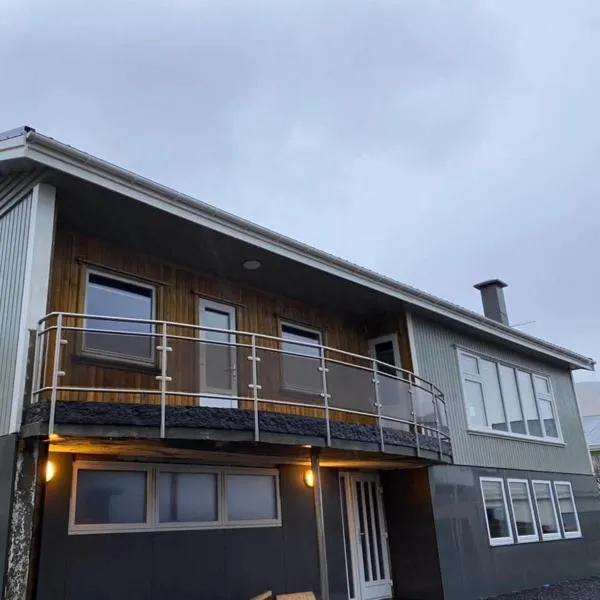 South Family Hideaway, hotel in Trongisvágur