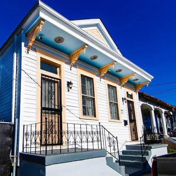 Charming St. Ann Studio, hotel in New Orleans