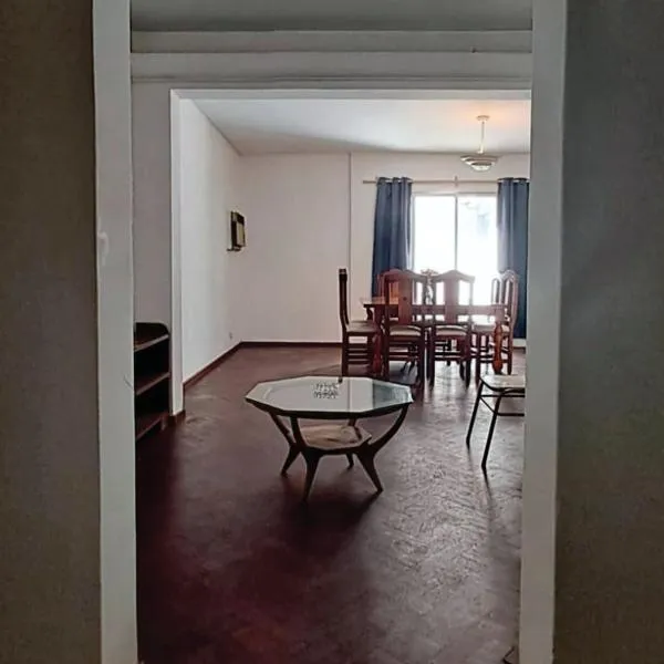 Piso García, hotel v destinaci Mendoza