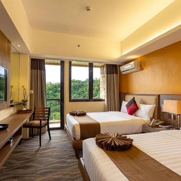 Splendido Tagaytay Hotel and Country Club,位于大雅台的酒店