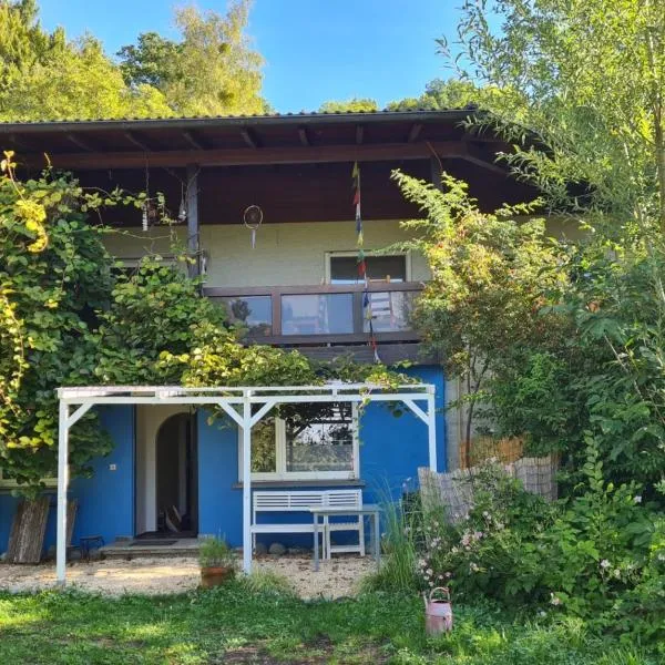 Kinder- und Hundeparadies mit großem eingezäunten Garten, hotel di Steißlingen