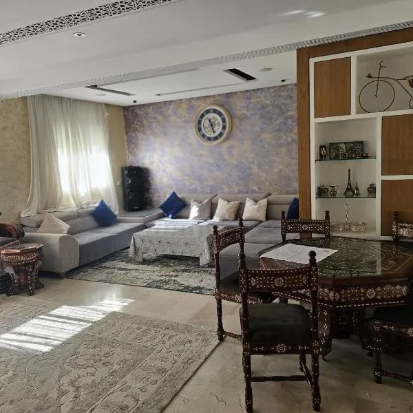 A beautiful apartment next to the airport, hotel di Rabat-Salé Airport