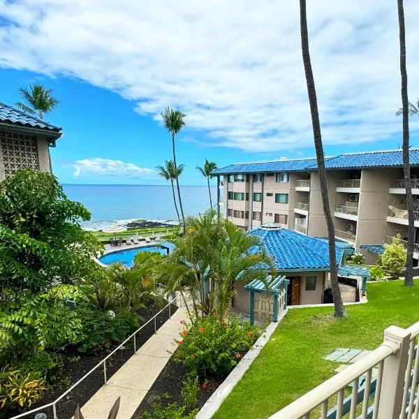 Exceptional Kona Reef Condo - Full AC - Oceanfront - Walking Distance to Restaurants & Shops, hotel in Kailua-Kona