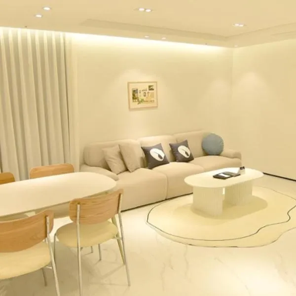 HOTEL THE DESIGNERS LYJ SUITE YEOKSAM: Seul'da bir otel