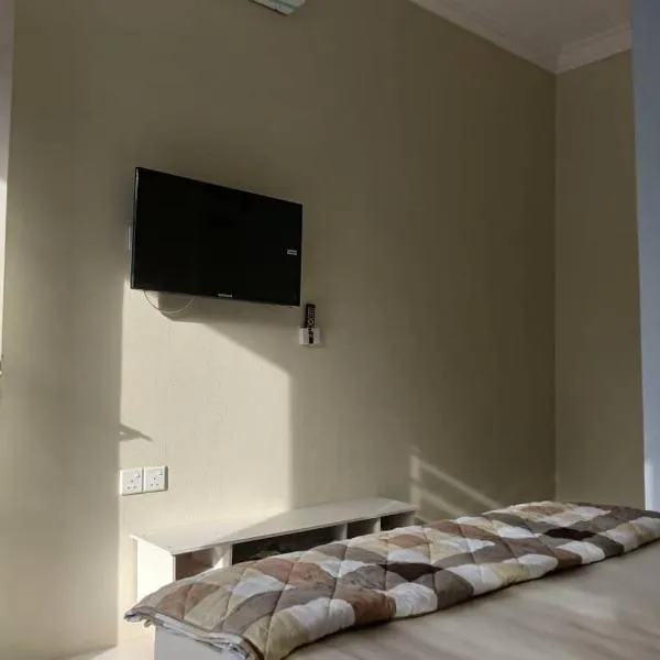 Rest Roomstay 2, hotel in Tanah Merah