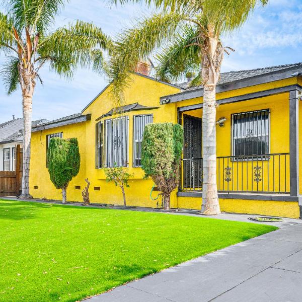 8 Mi to Dtwn LA Ideally Located Apt!, Los Angeles