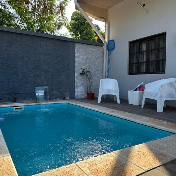 Hotel Mola, hotel in Puerto Iguazú