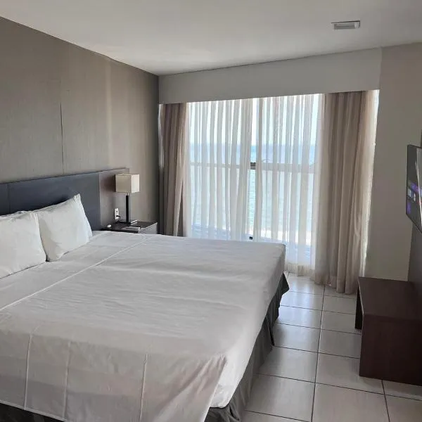 Frente Mar - Beach Class Internacional - Flat Boa Viagem, hotel em Recife