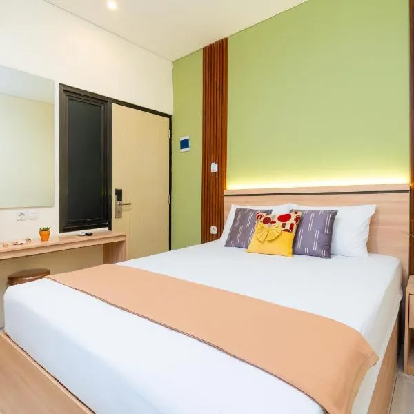 Grand Valora Puspowarno Kostel, hotel em Kalibanteng-lor