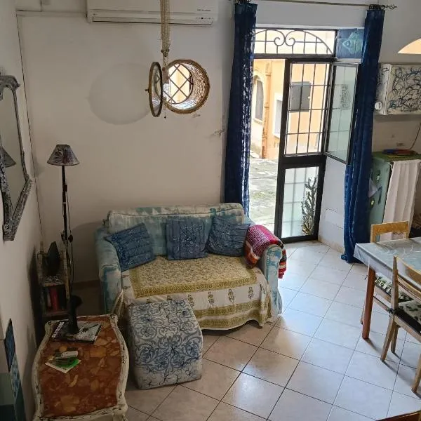 Little art house, ξενοδοχείο στην Γκαέτα