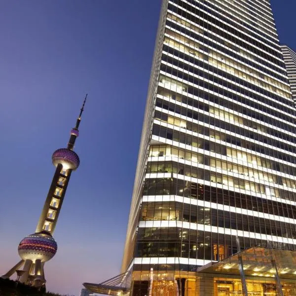 The Ritz-Carlton Shanghai, Pudong, hotel in Shanghai
