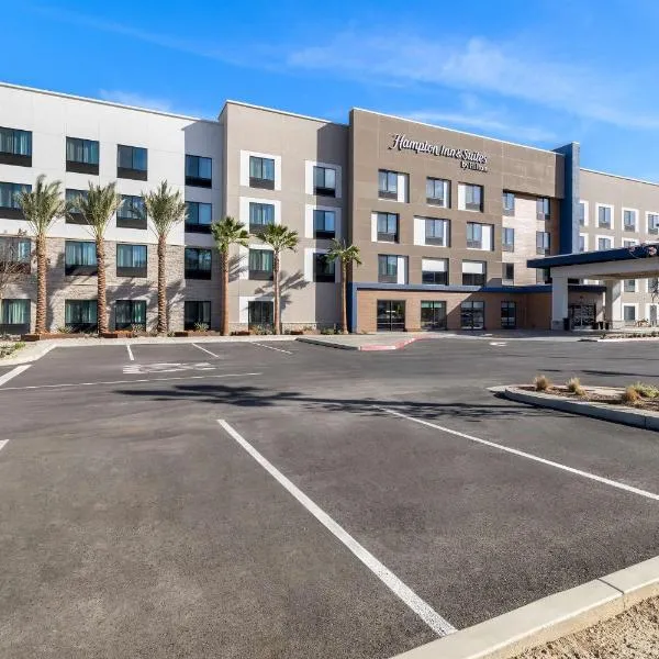 Hampton Inn & Suites Corona, Ca, khách sạn ở Corona