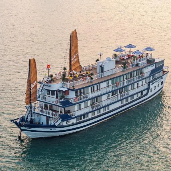 Signature Royal Halong Cruise, hotel in Ha Long