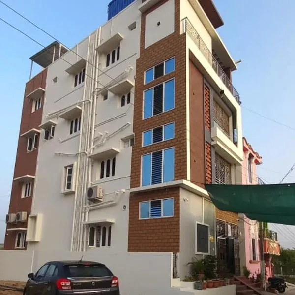 Roshni Apartment - 3A, hotel u gradu 'Vishāram'