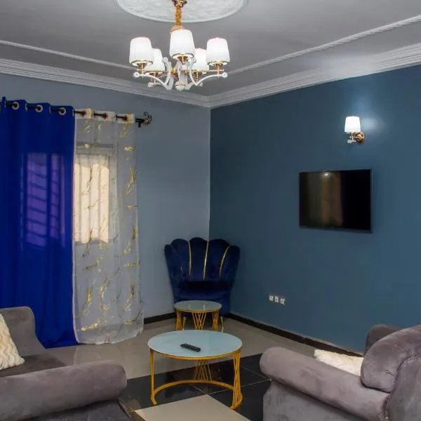 Chambre privée à Bafoussam Diengdam proche agence BlueBird, hótel í Bafoussam