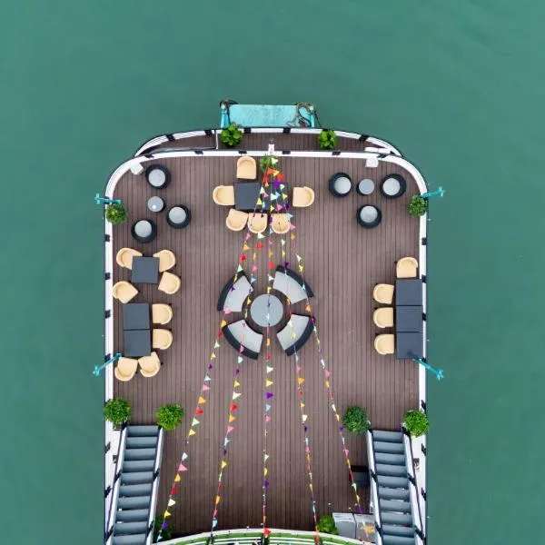 Dragon Premium Cruise Halong、ハロンのホテル