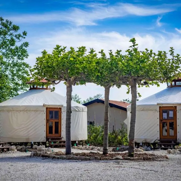 Юртов лагер Наедно、Neofit Rilskiのホテル