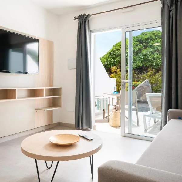 Apartamentos Santa Rosa, hotel in Costa Teguise