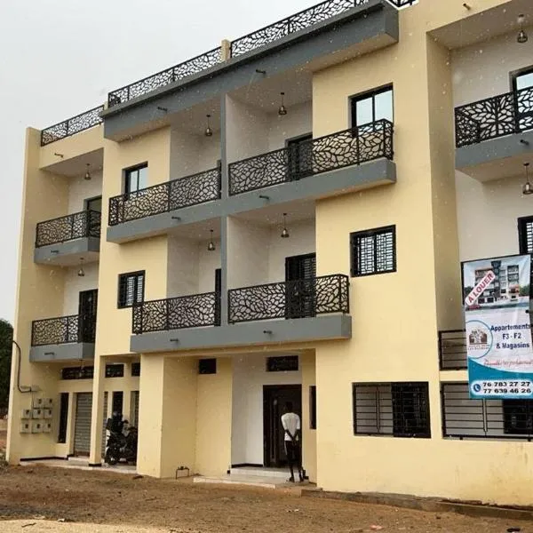Immeuble Sali-Laye, hôtel à Diass