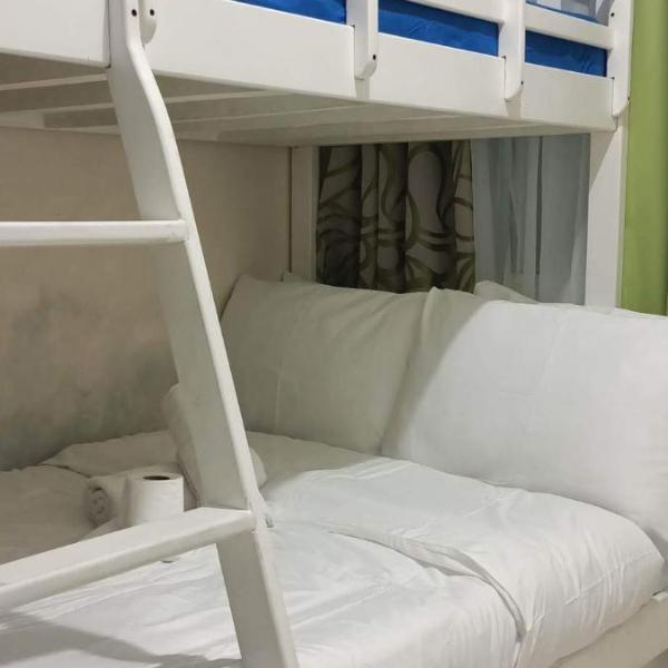Staycation Taft Ave DLSU Green Res by darpm, Manila